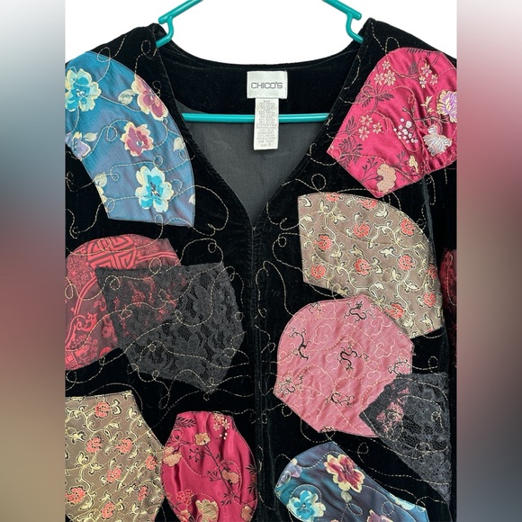 Chico's Jacket Size 0 Black Velvet Patchwork Floral Silk Embroidery - Picture 3 of 6